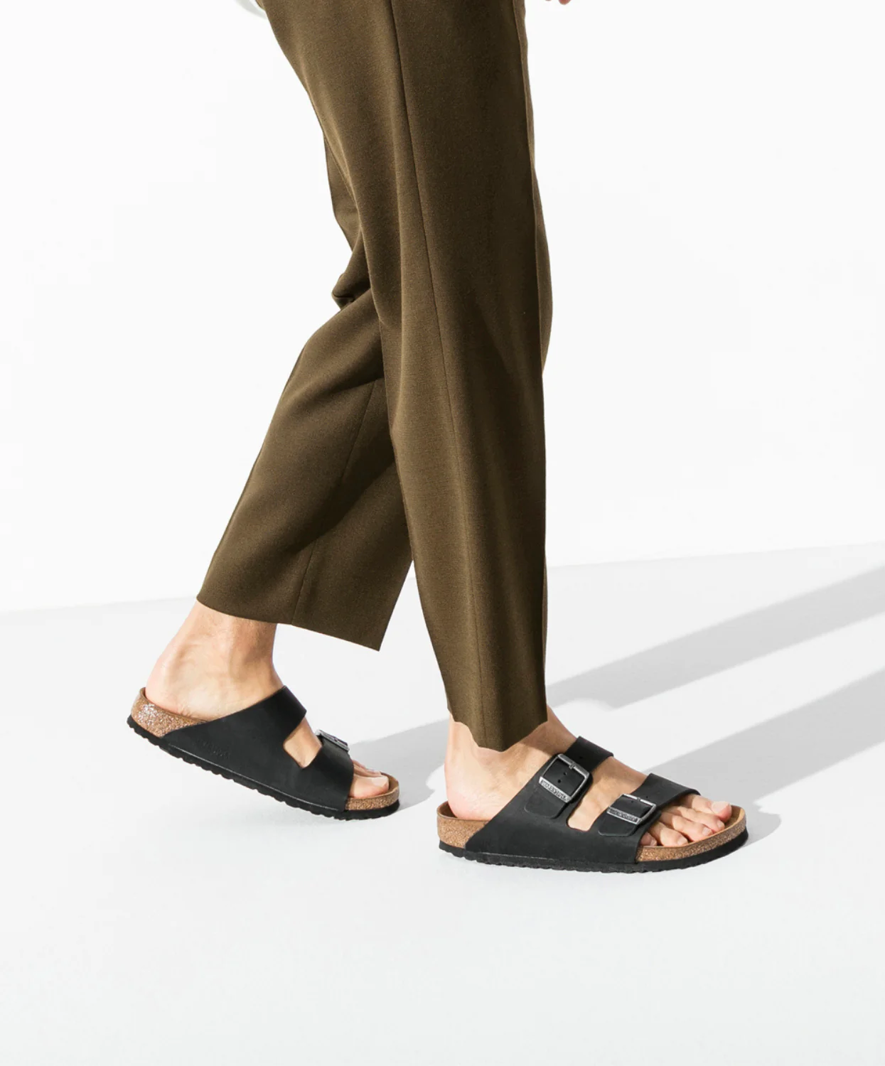 Birkenstock Arizona Oiled Leather Black Sandals - Image 2