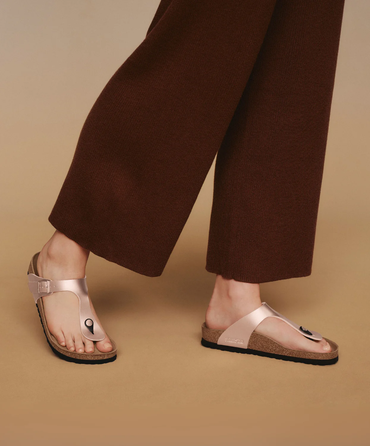 Birkenstock Gizeh Birko-Flor Metallic Copper Sandals - Image 3