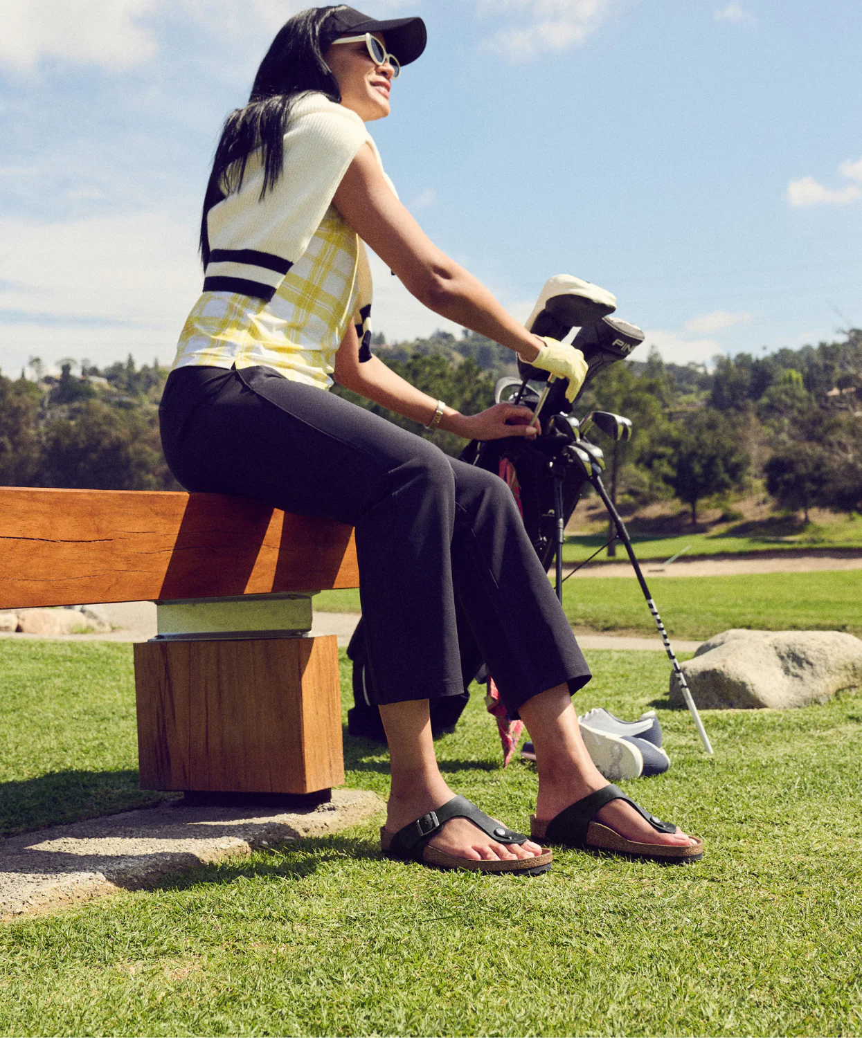Birkenstock Gizeh Oiled Leather Black Sandals - Image 2