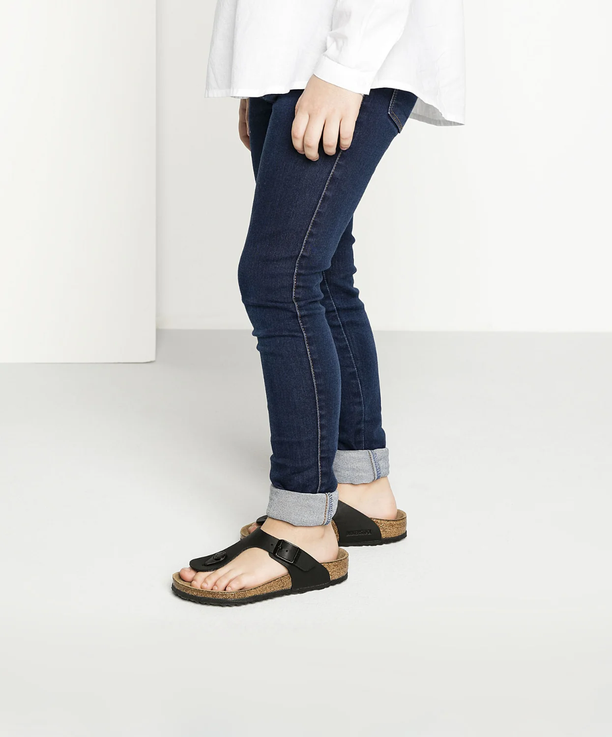 Birkenstock Kids Gizeh Birko-Flor Black Sandals - Image 2