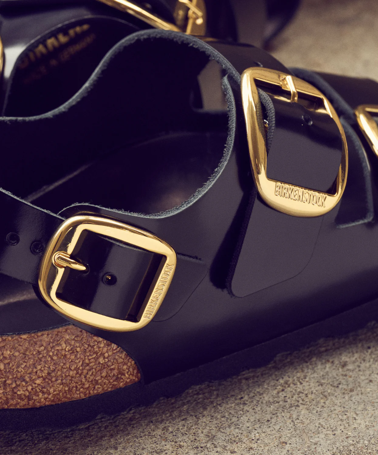 Birkenstock Milano Big Buckle High Shine Natural/Patent Leather Black Sandals - Image 3