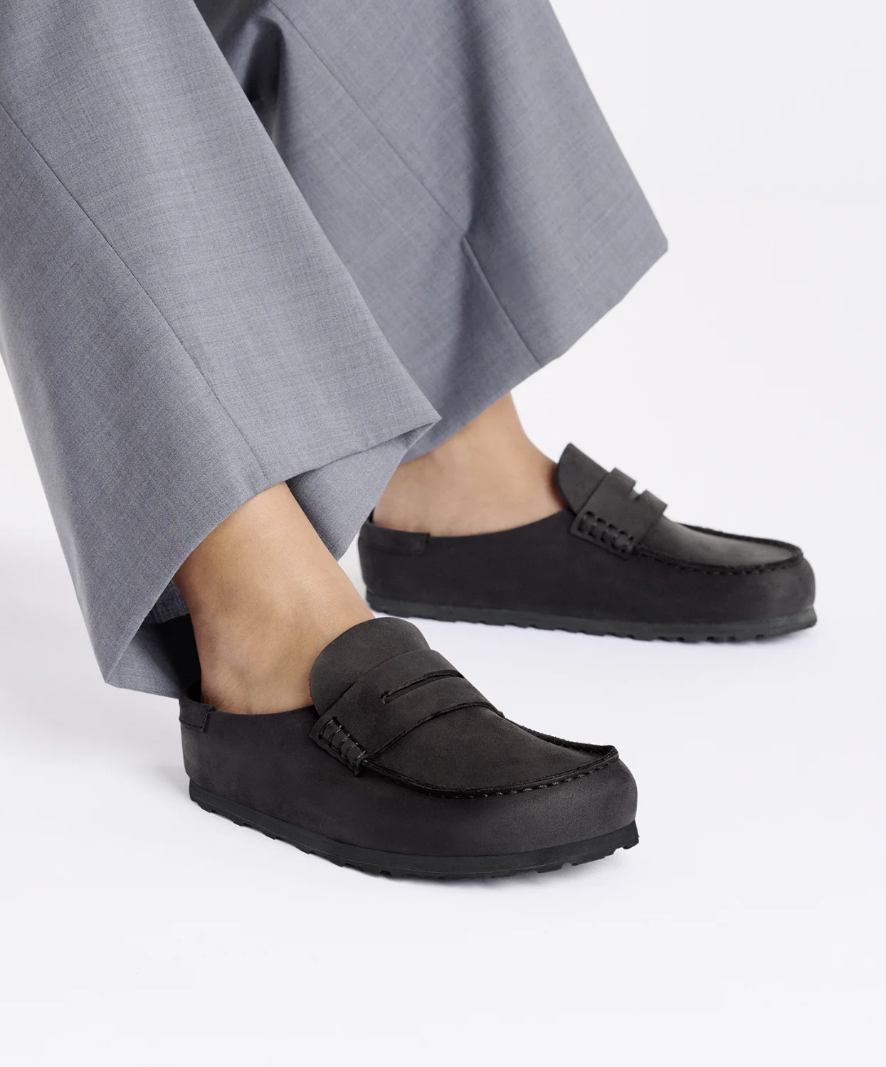 Birkenstock Naples Wrapped Oiled Leather Black Clogs - Image 2
