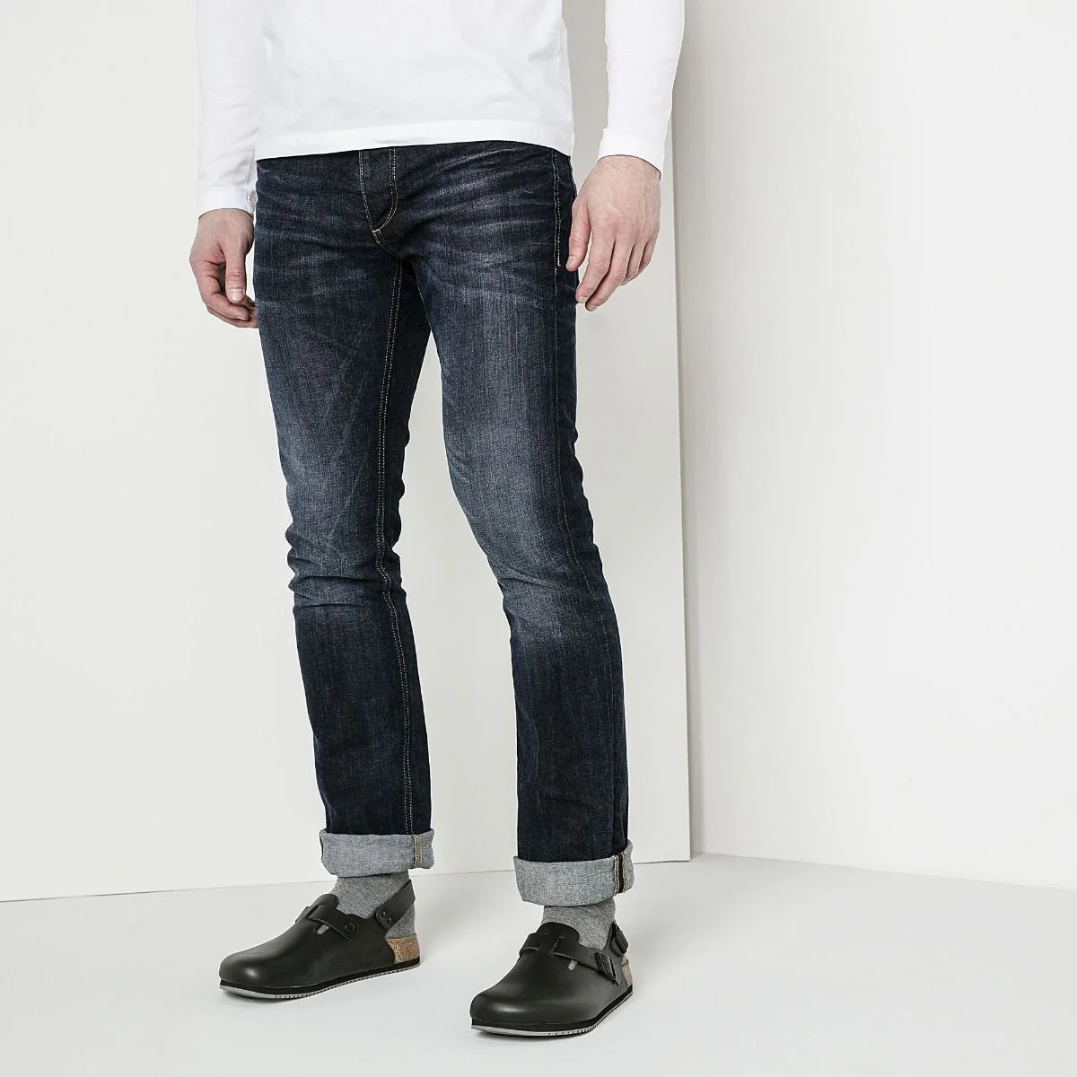 Birkenstock Tokio Leather Black Supergrip Clogs - Image 3