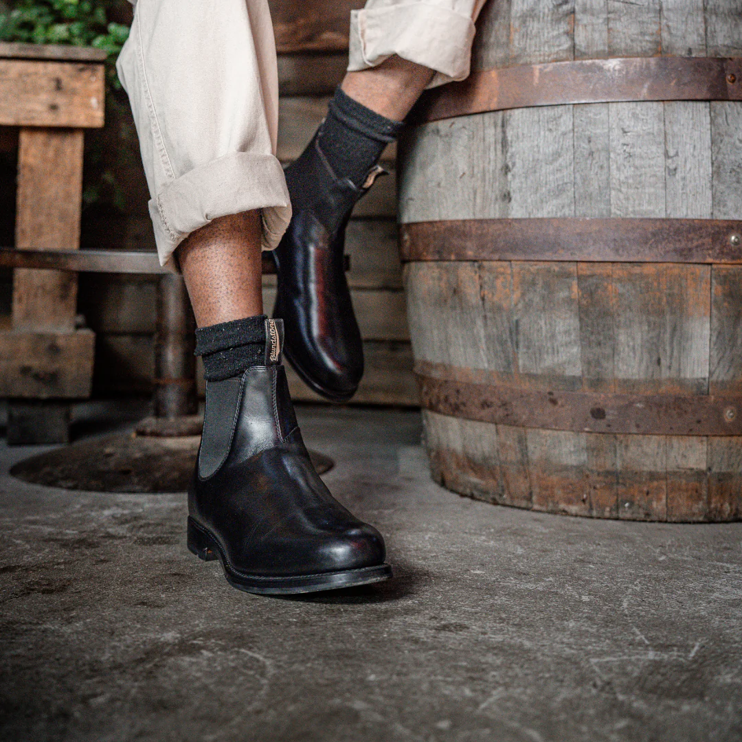 Blundstone 156 Heritage Unisex Black Leather Lifestyle Boots - Image 6
