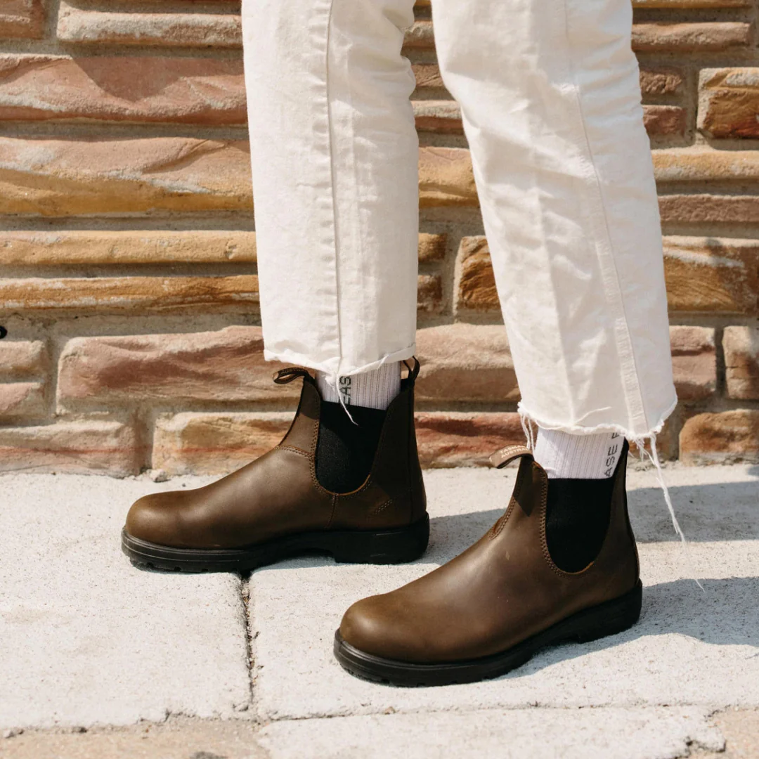 Blundstone 1609 Antique Brown Unisex Leather Boots - Image 2
