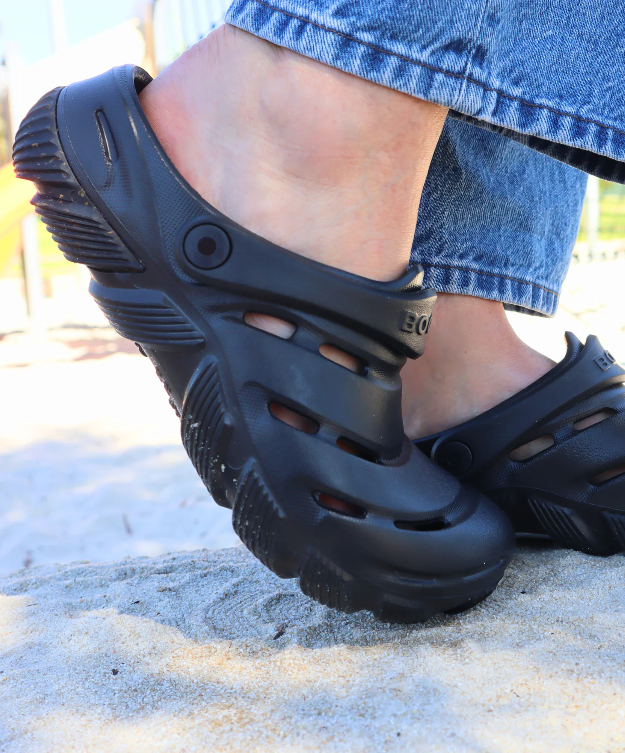 Bogs Boga Black Unisex Clog - Image 6