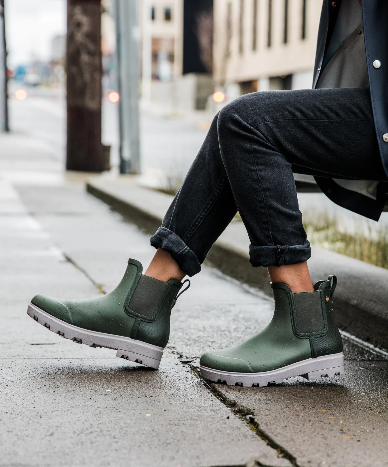 BOGS Holly Chelsea Womens Boots Green - Image 4