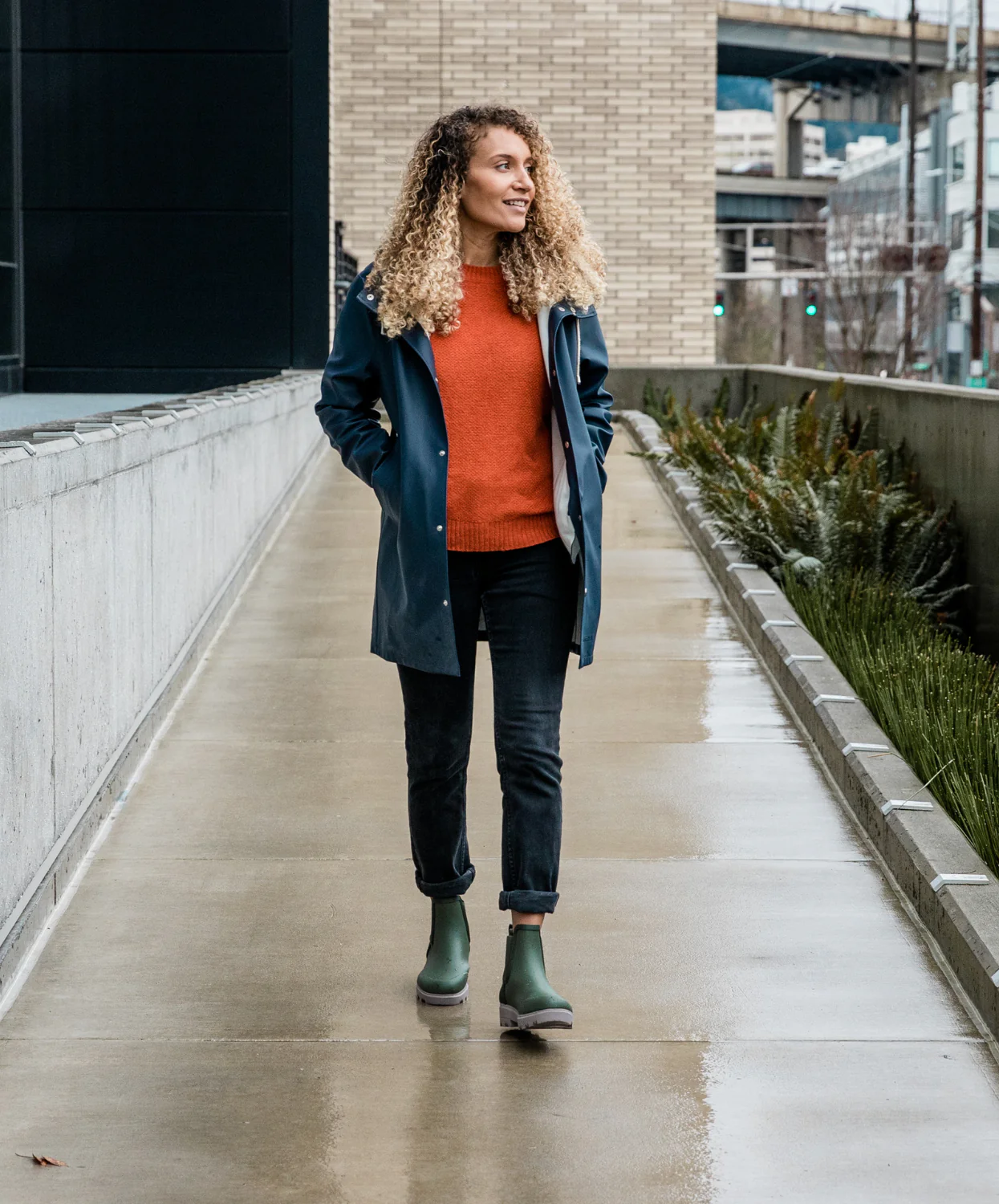BOGS Holly Chelsea Womens Boots Green - Image 5