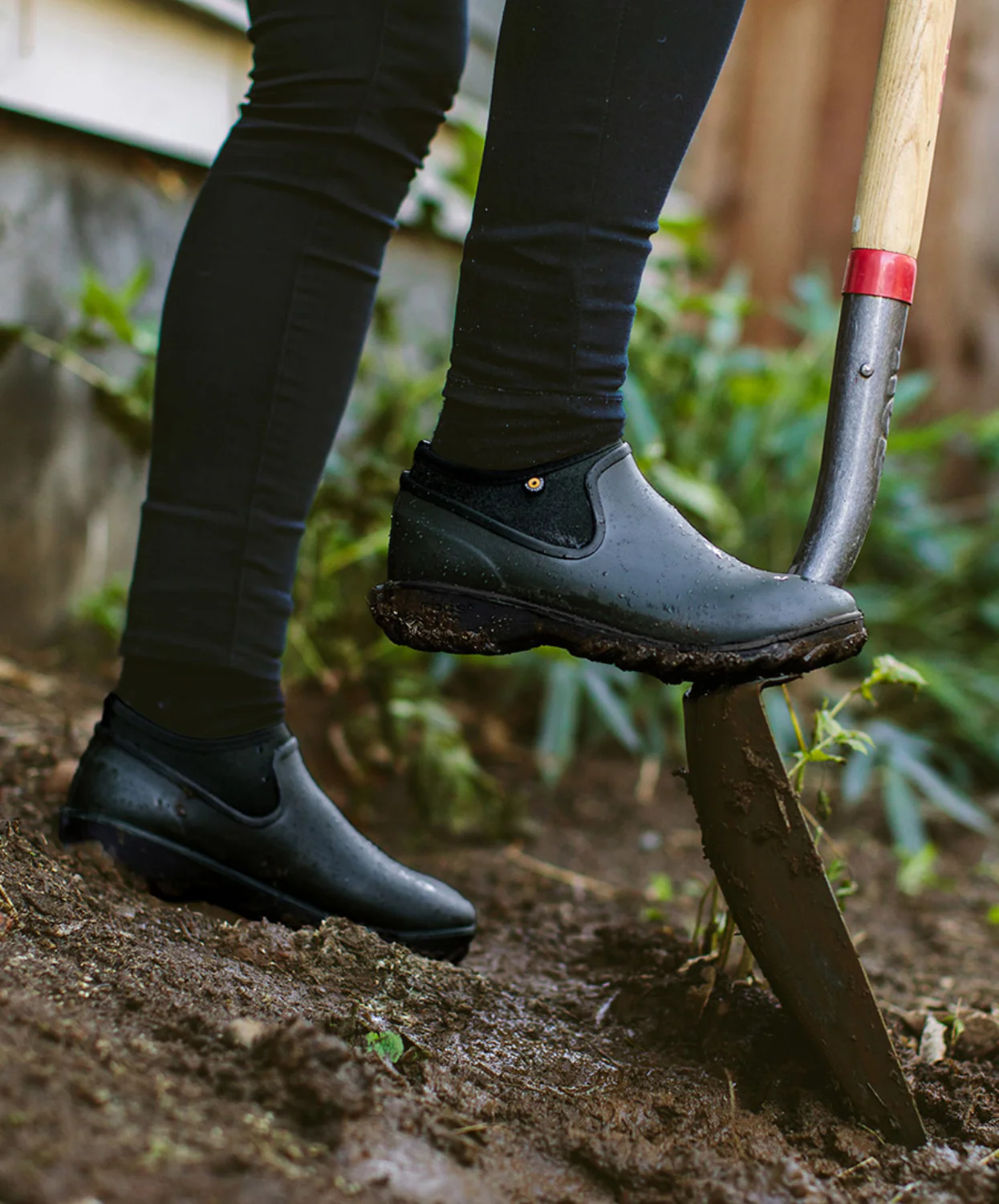 BOGS Sauvie Chelsea Black Womens Waterproof Shoes - Image 2