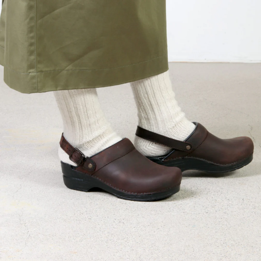 Dansko Ingrid Antique Brown/Black Oiled Clog - Image 2