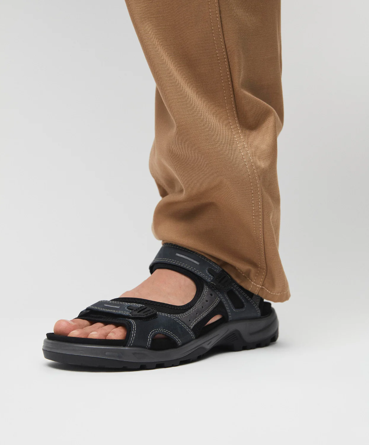 Ecco Offroad Mens Sandal Marine - Image 2