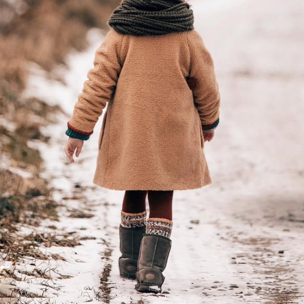 EMU Kids Wallaby Lo Charcoal Sheepskin Boots - Image 6