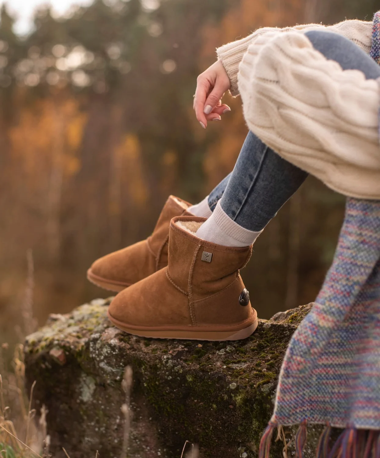 EMU Platinum Stinger Mini Chestnut Sheepskin Boots - Image 2