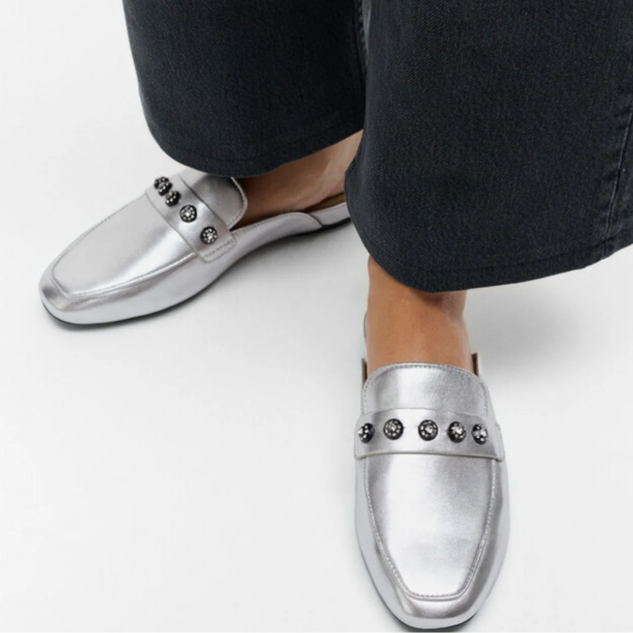 Fitflop Delicato Crystal Cluster Soft M/Leather Mules Silver - Image 2