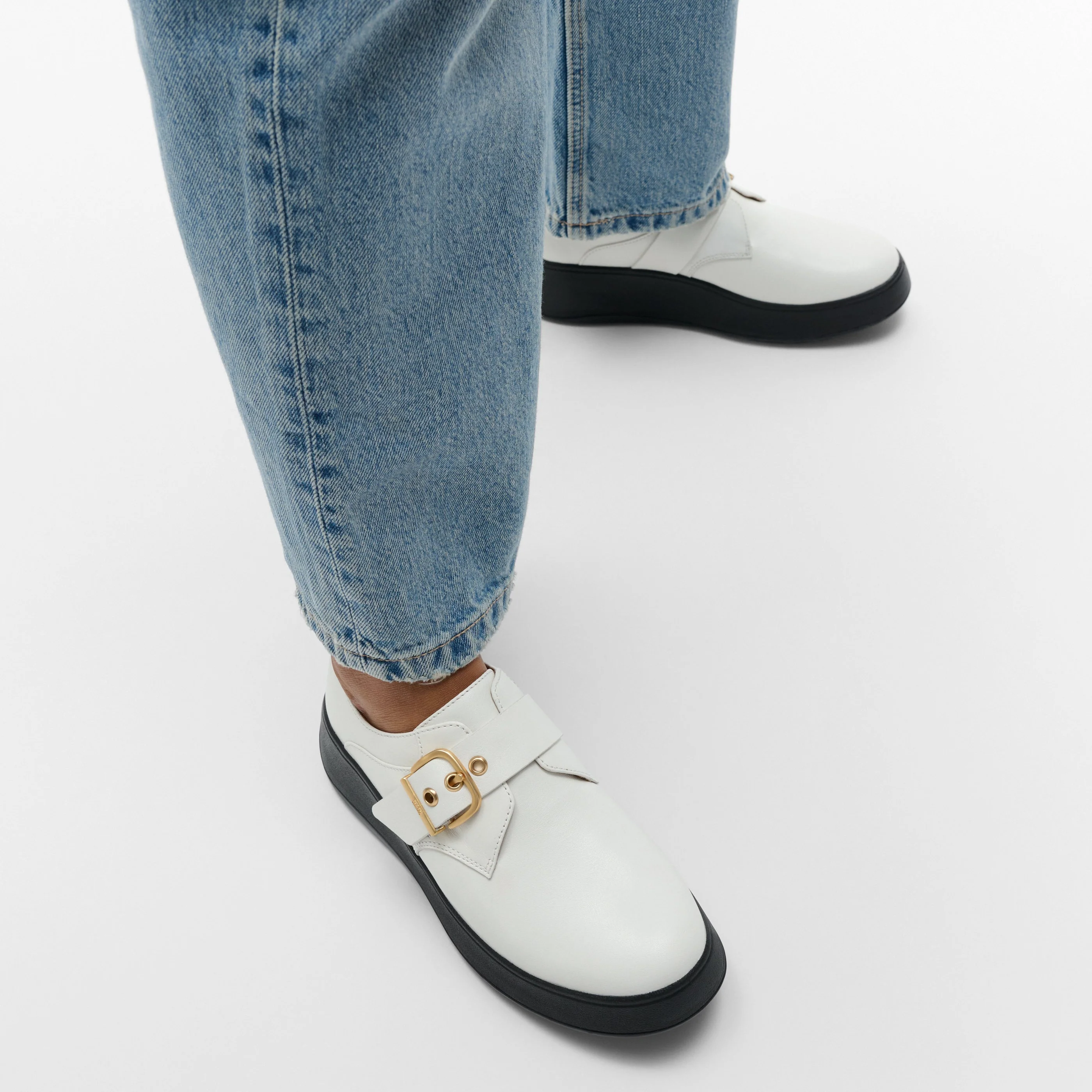 FitFlop F-Mode Leather Flatform Monk Strap Shoe Urban White - Image 2