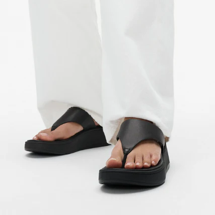 FitFlop F-mode Leather Flatform Black Toe Post Sandals V2 - Image 2