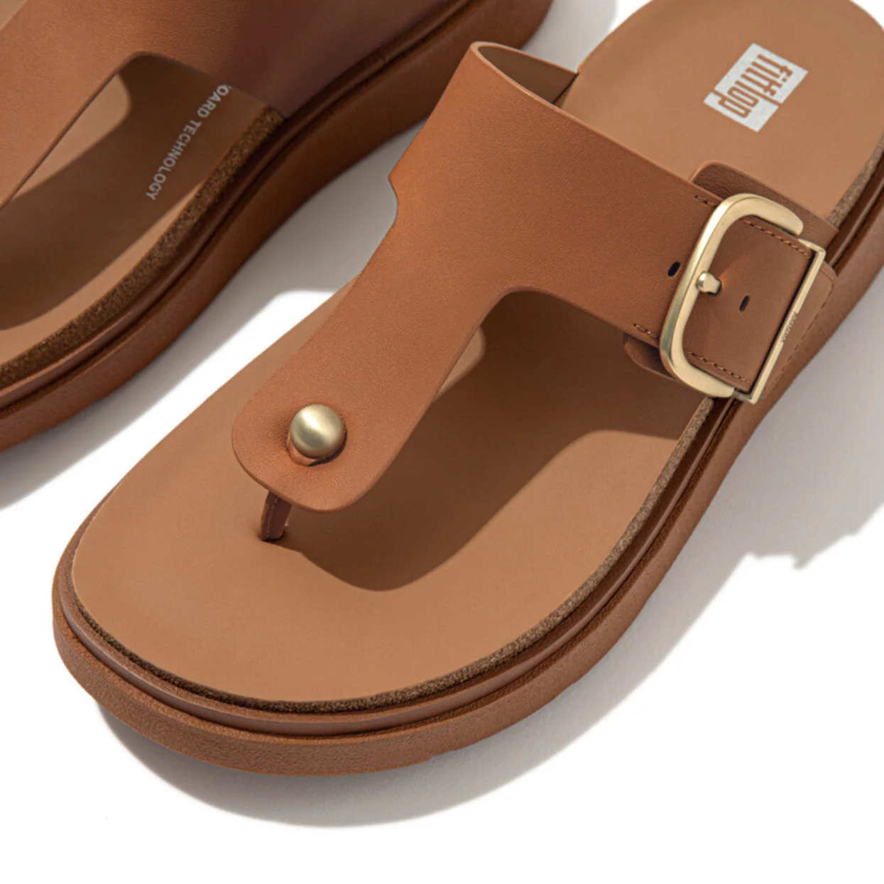 Fitflop Gen-FF Buckle Leather Toe Post Sandal Light Tan - Image 3