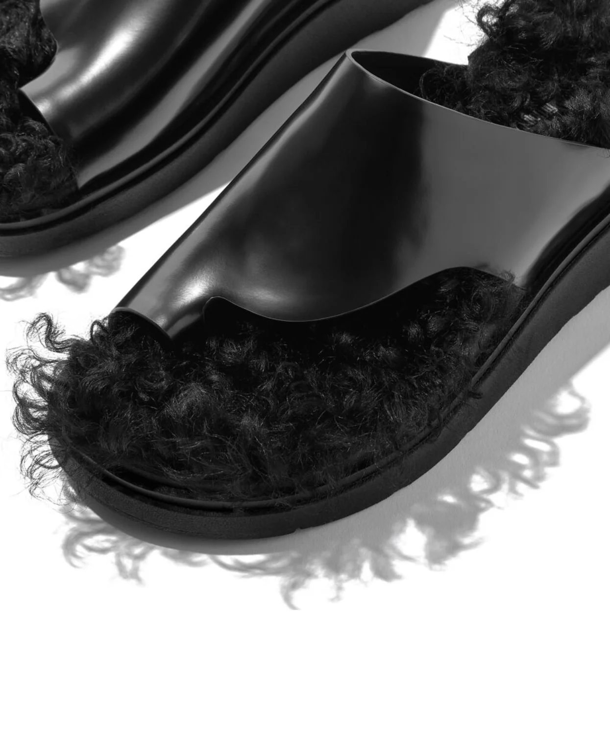 FitFlop Gen FF x Roksanda Cut Out Leather Toe Post Black - Image 3