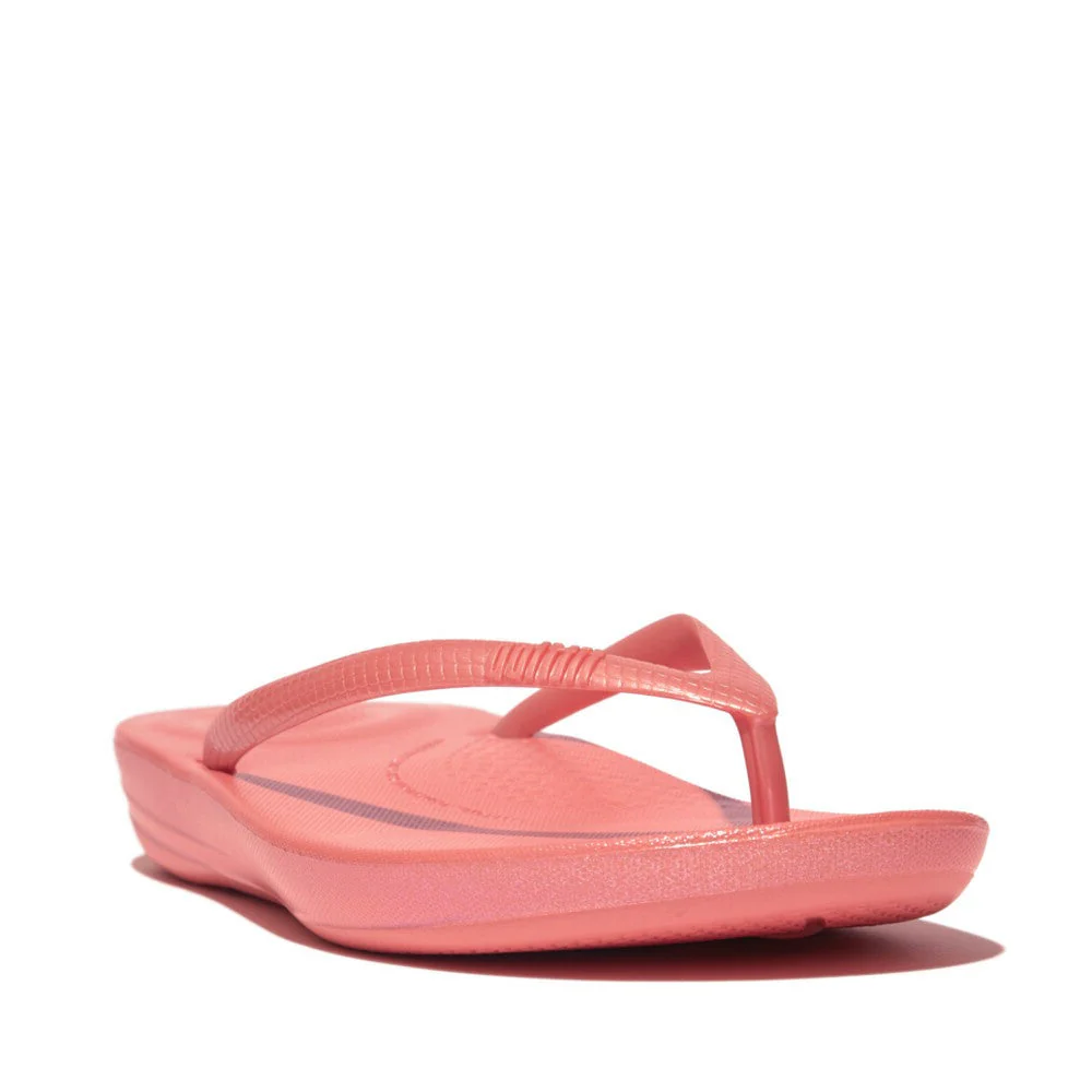 FitFlop iQushion Pearlized Ergonomic Thongs Coral - Image 4