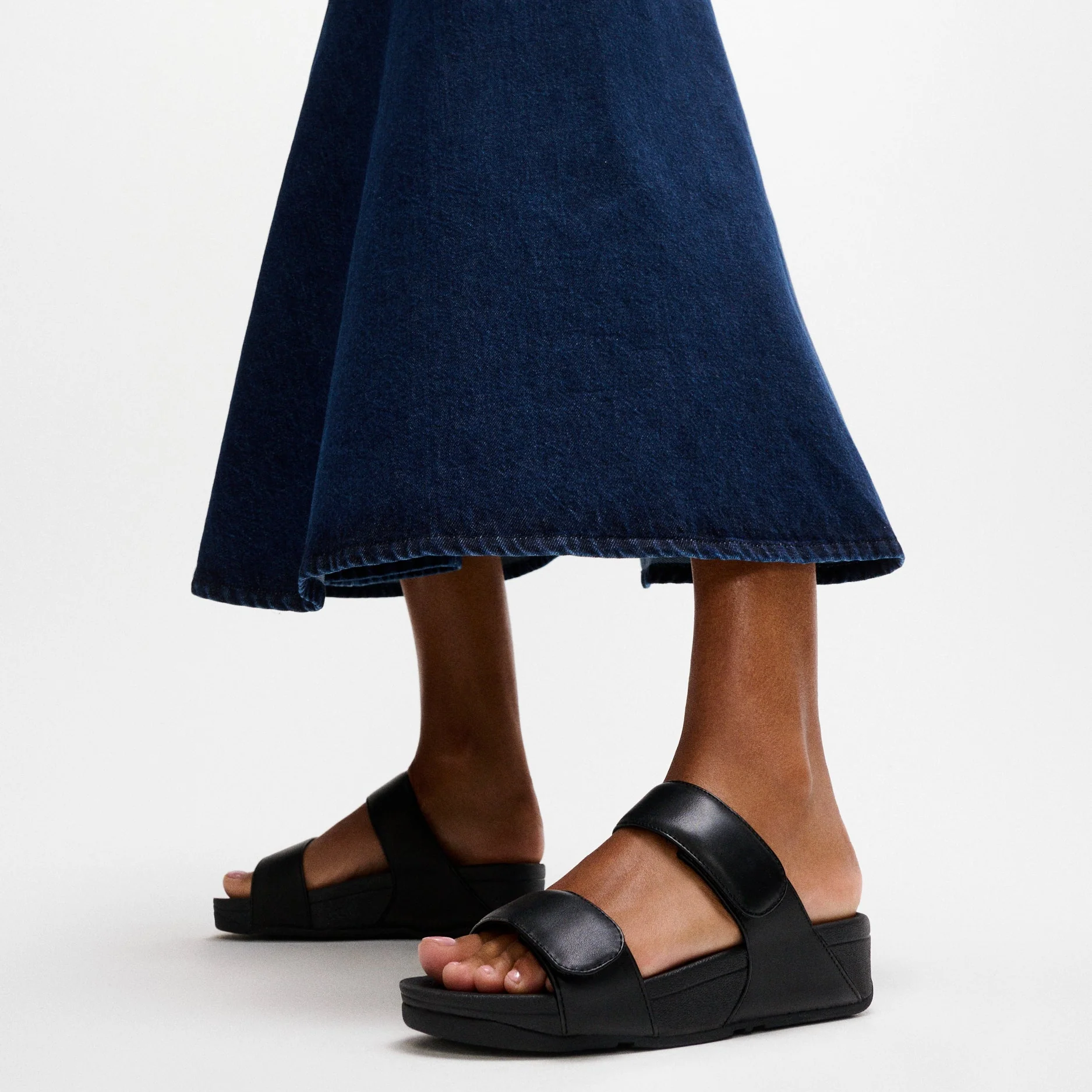 FitFlop Lulu Leather Velcro Adjustable Slides Black - Image 2