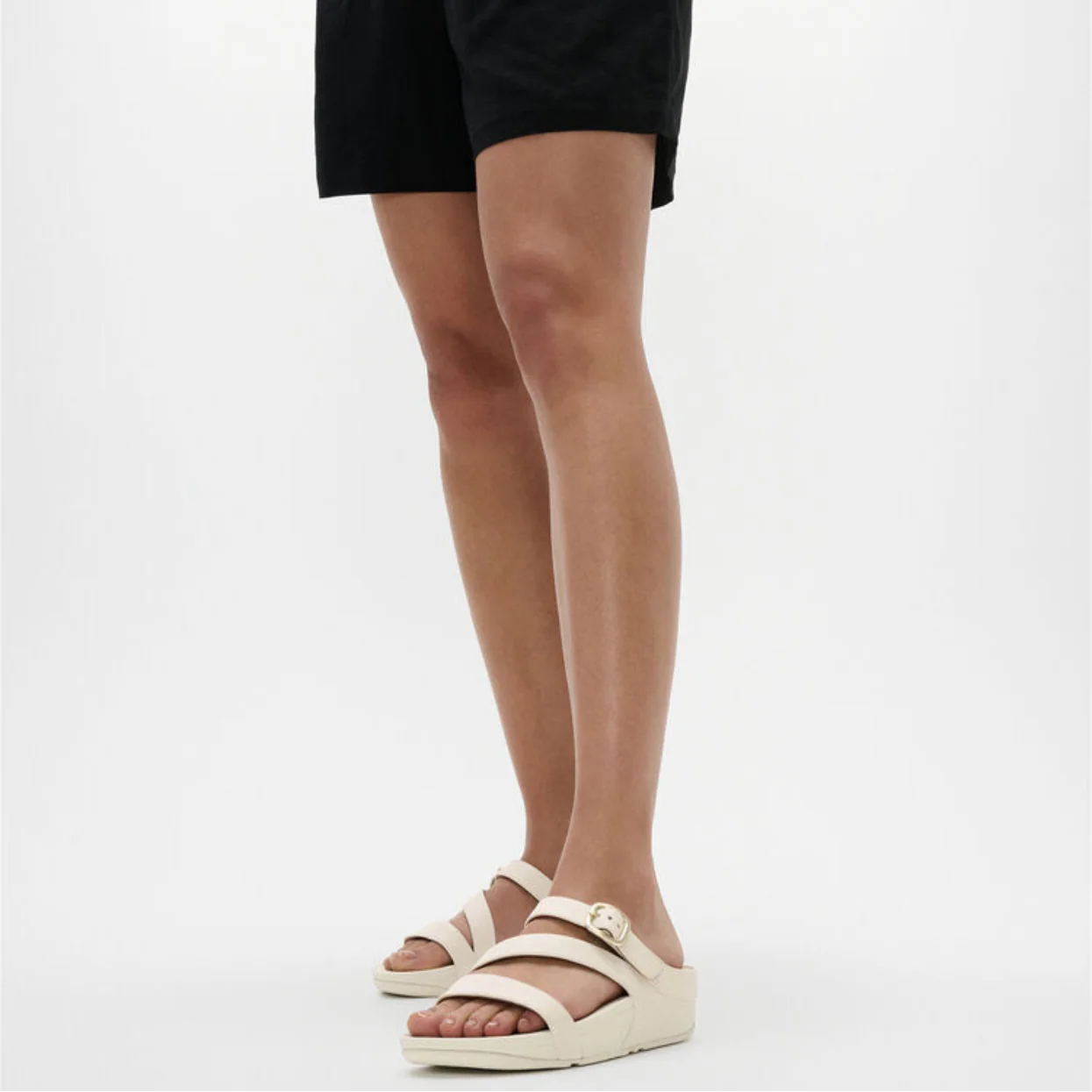 FitFlop Skinny II Leather Z Strap Slides Paris Beige - Image 3