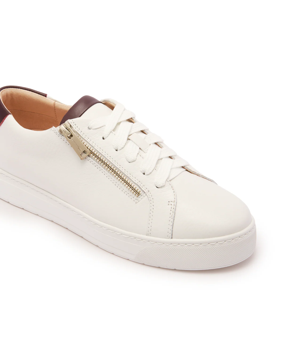 Frankie4 Billie II White Cherry Lacquer Exclusive Sneaker - Image 5