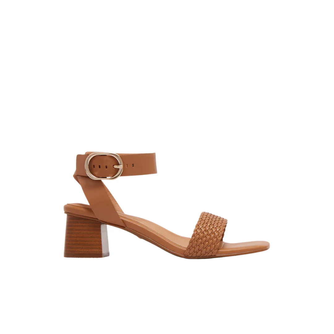 Frankie4 Eadie Tan Sandal