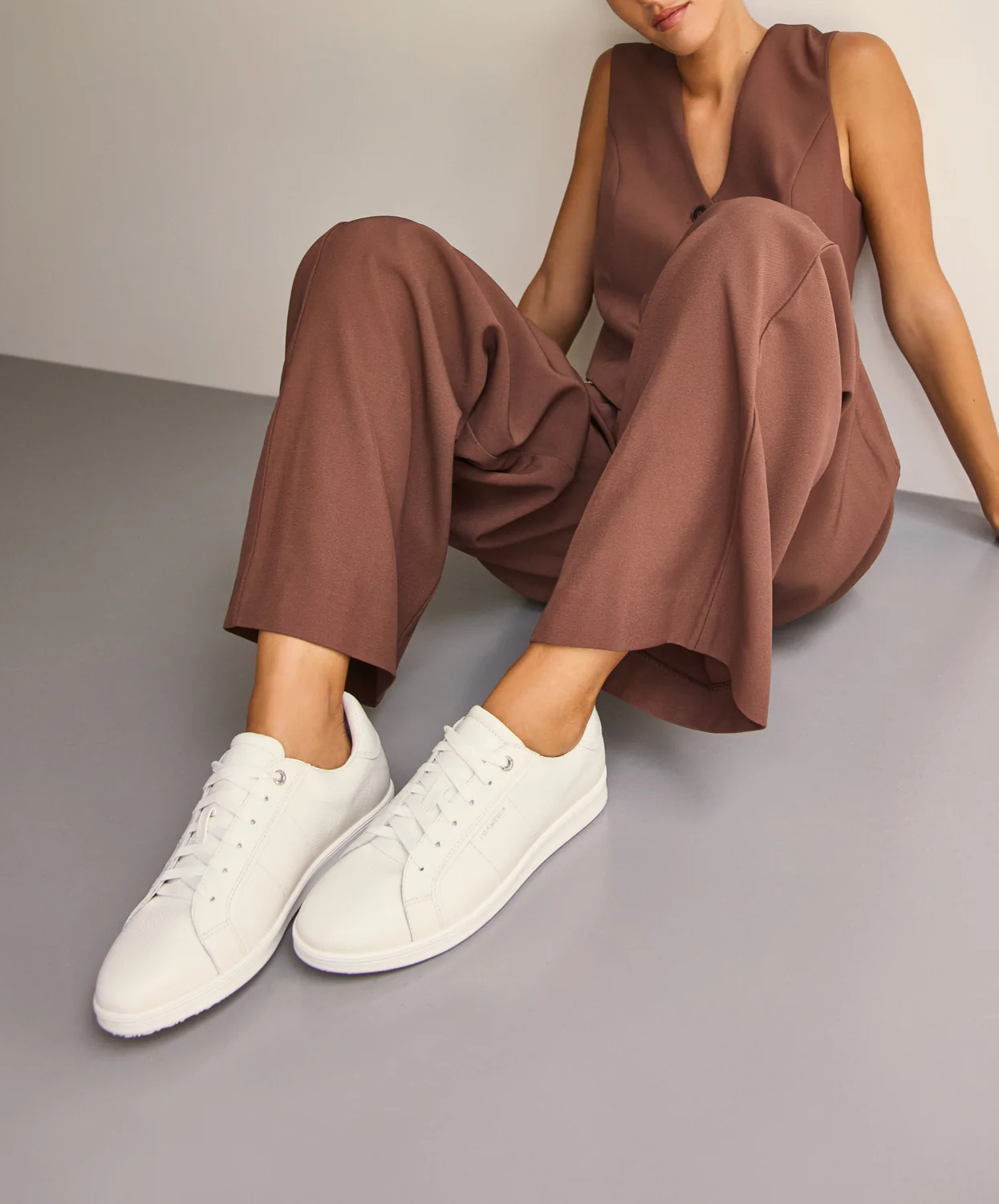 Frankie4 Jackie V White Tumbled Sneaker - Image 2