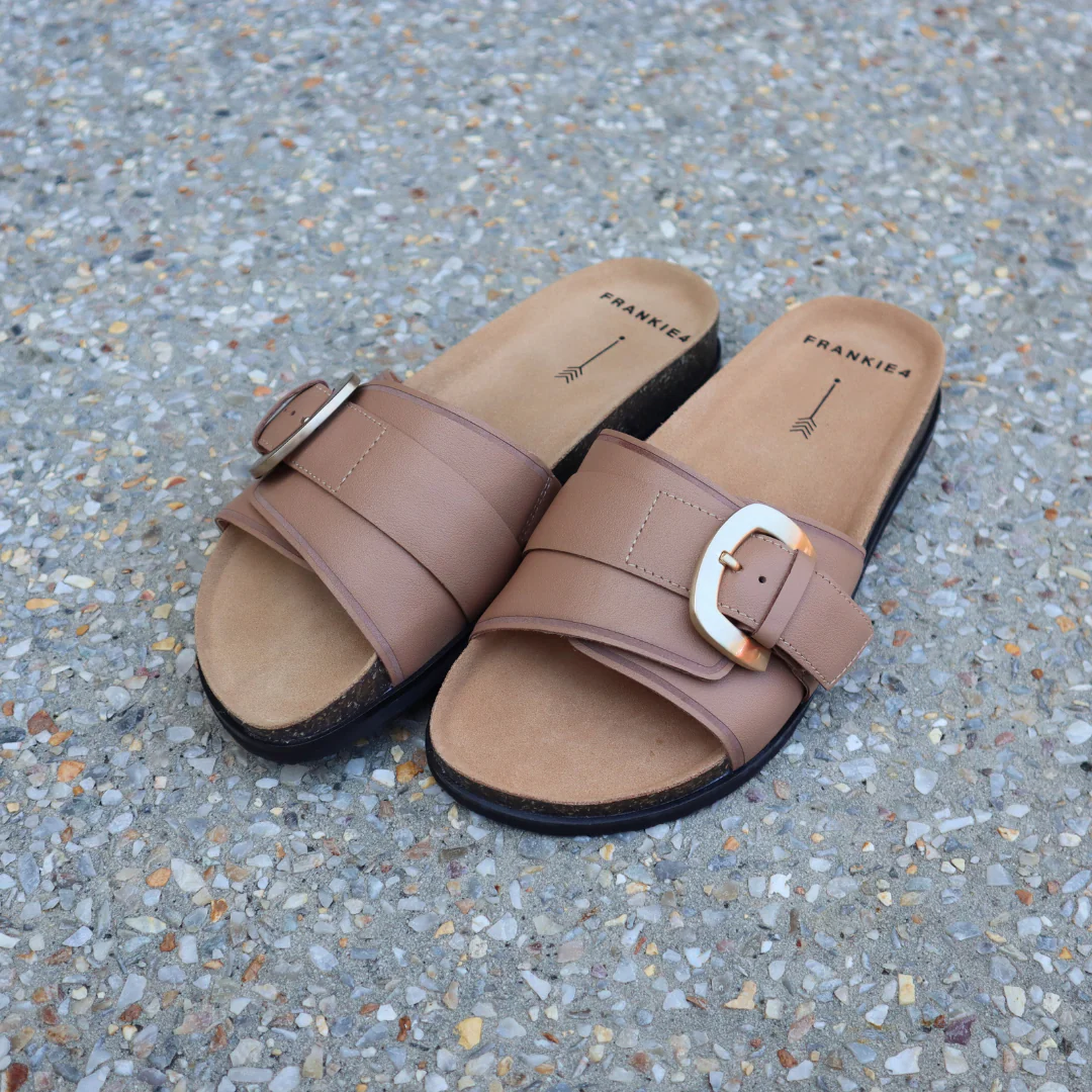 Frankie4 Monterey Camel Slide - Image 3