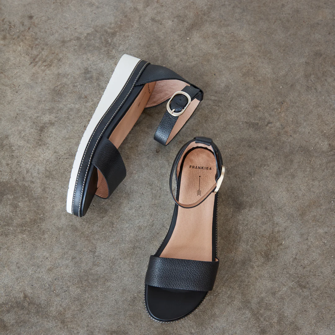Frankie4 Skye Black Tumbled Sandal - Image 2