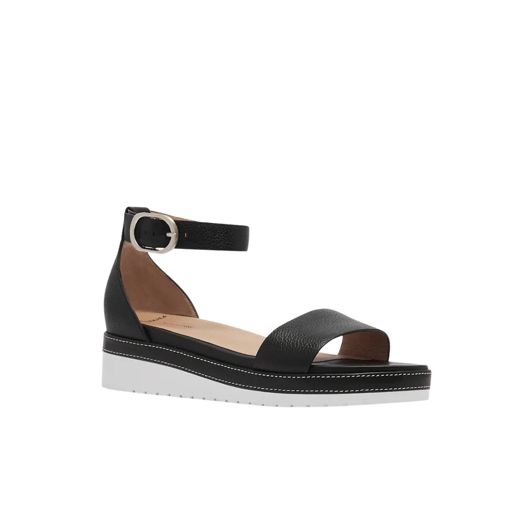 Frankie4 Skye Black Tumbled Sandal - Image 4
