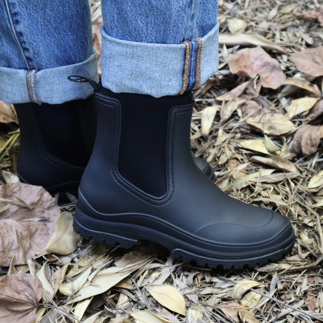 Los Cabos Amelia Black Boots - Image 2
