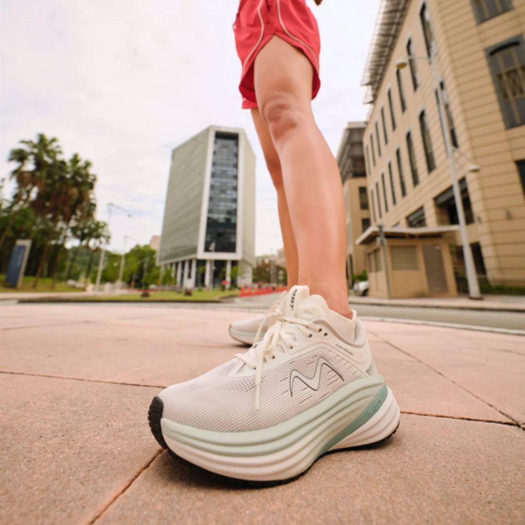 MBT M-3000-2 White/ Light Blue Womens Sneakers - Image 2